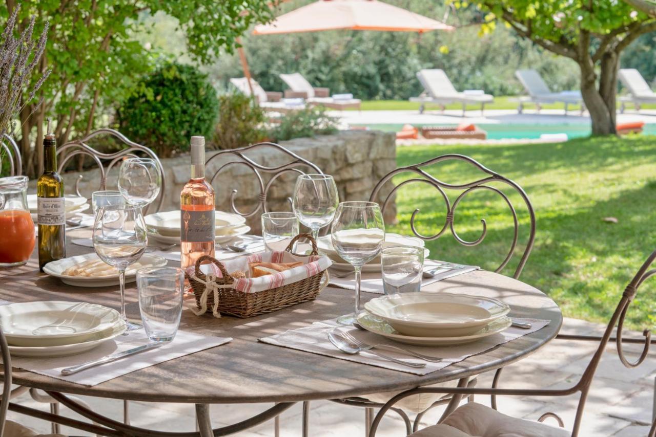 Вилла Domaine De Puybernier Jouques Экстерьер фото